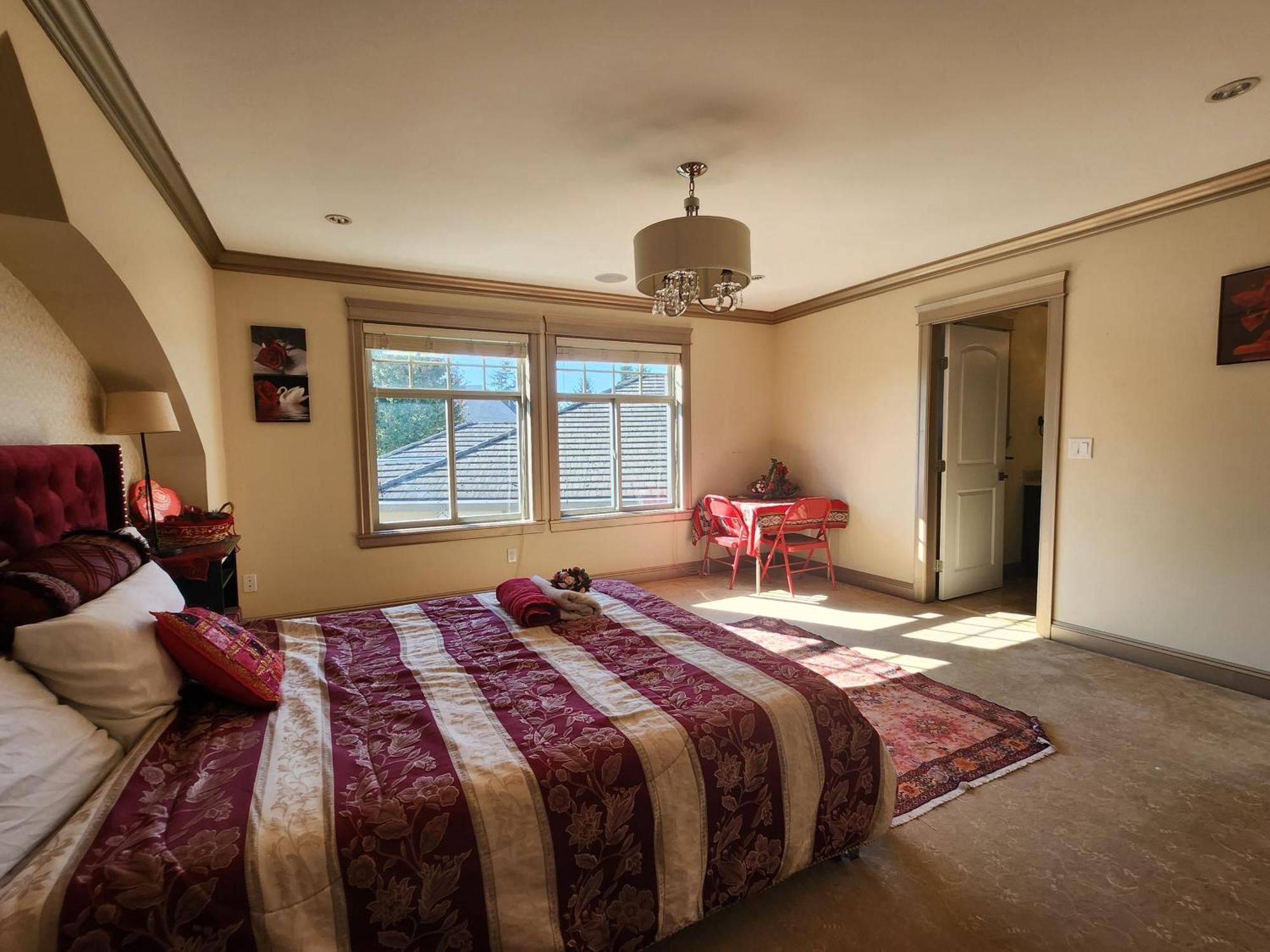 Empress Madani Palace Hotel Surrey Buitenkant foto